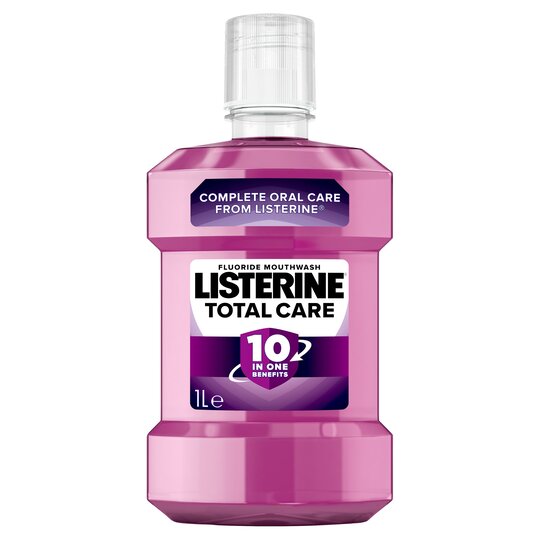 Listerine Mouthwash Totalcare Clean Mint Mouthwash 10 in One Benefits 1Ltr RRP £6 CLEARANCE XL £5.50