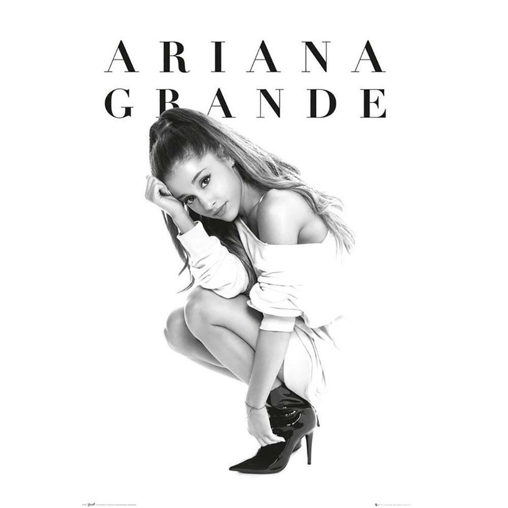 GB Eye Ariana Grande Poster Crouching (91.5 x 61cm) RRP £6.99 CLEARANCE XL £4.99