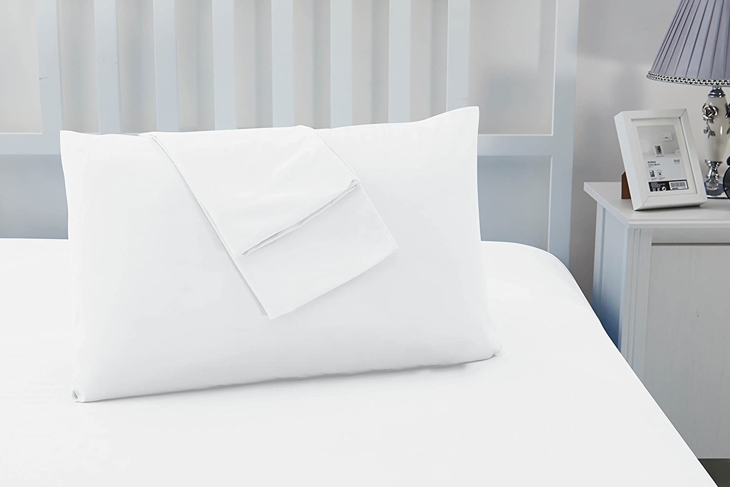 Sonia Moer White Luxury Microfibre Pillowcases RRP £5.99 CLEARANCE XL £4.99