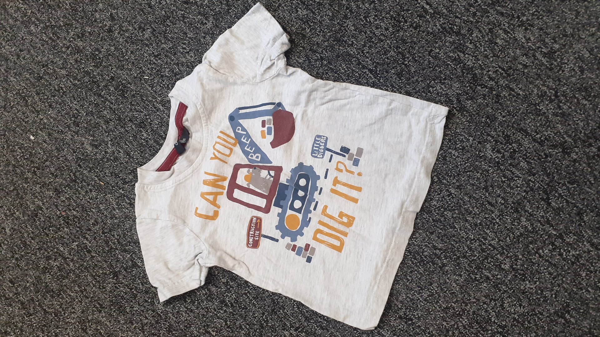 PRELOVED George ''Can You Dig It?'' Grey T-shirt 1.5-2 Yrs (86-92cm) RRP £4 CLEARANCE XL £2.49